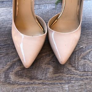 Jessica Simpson Shoes - 🌻REMOVING TONIGHT🌻 Jessica Simpson Cream Heels Jessica Simpson Shoes - 🌻REMOVING TONIGHT🌻 Jessica Simpson Cream Heels